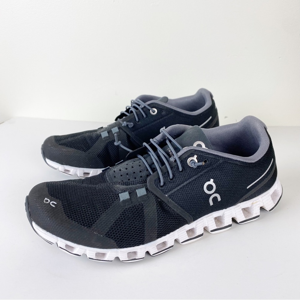 On Cloud Women’s Running Sneakers 9